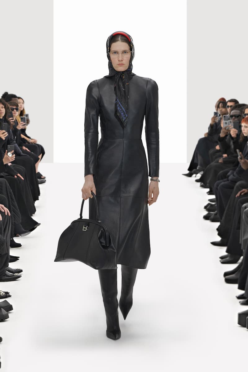 balenciaga clones 2022 ss demna gvasalia runway show