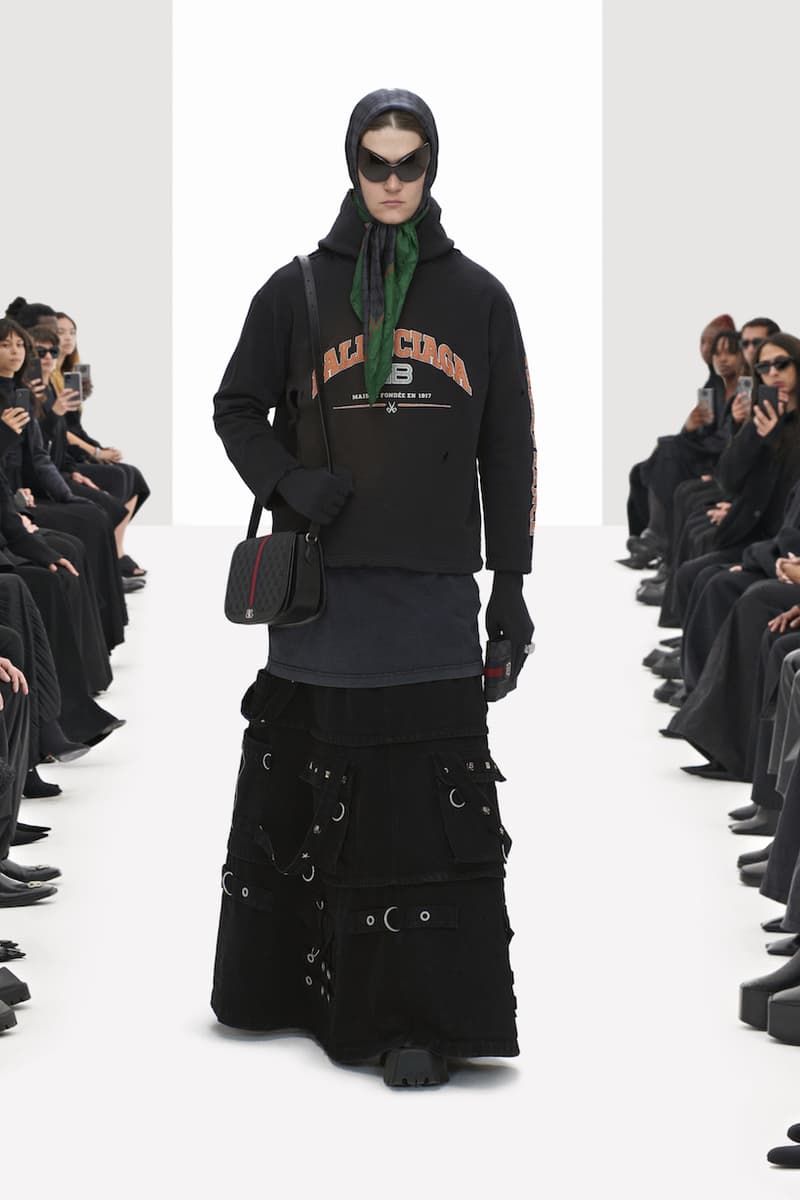 balenciaga clones 2022 ss demna gvasalia runway show