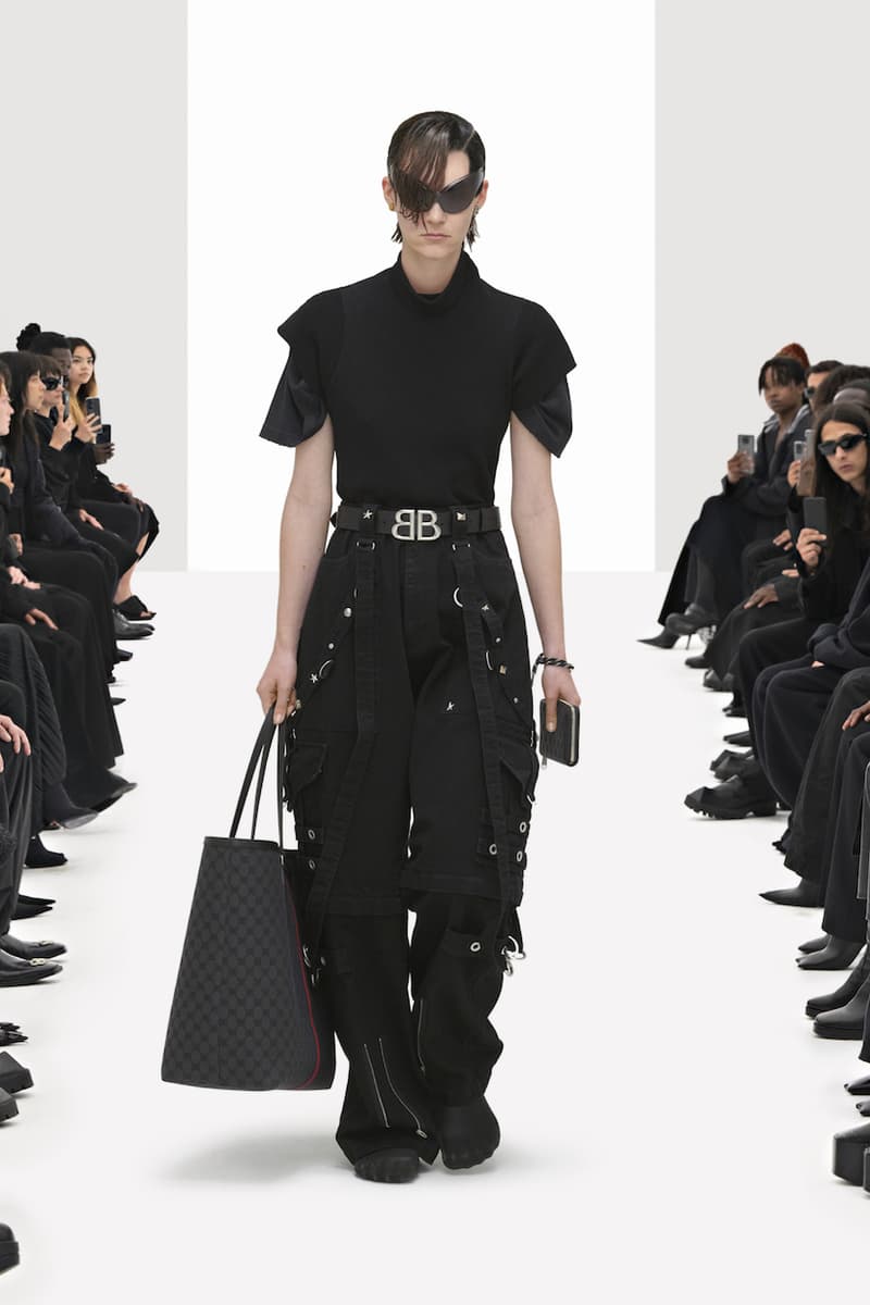 balenciaga clones 2022 ss demna gvasalia runway show