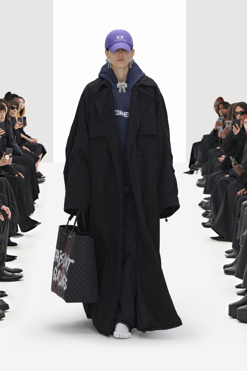 balenciaga clones 2022 ss demna gvasalia runway show