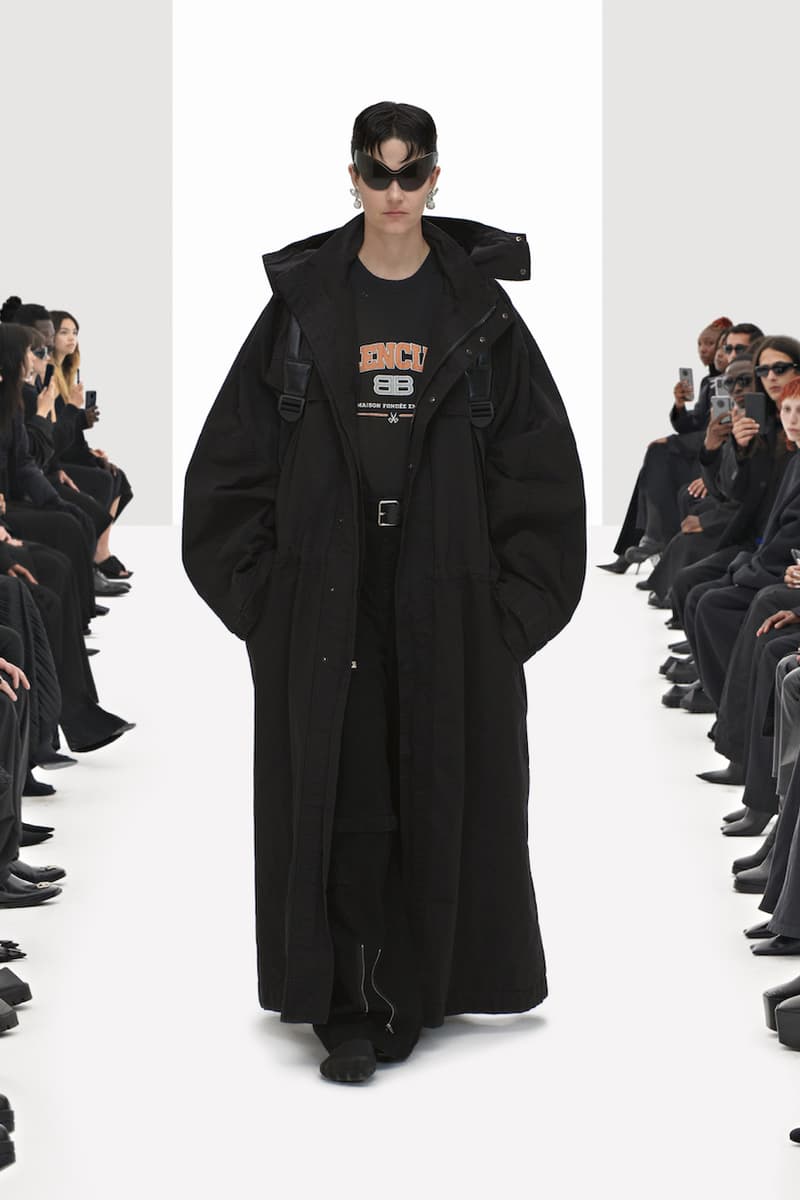 balenciaga clones 2022 ss demna gvasalia runway show
