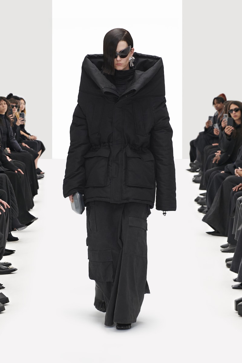 balenciaga clones 2022 ss demna gvasalia runway show