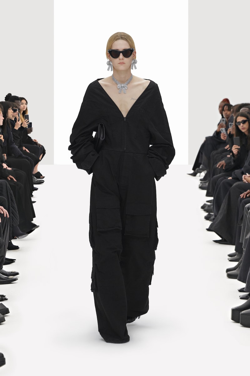 balenciaga clones 2022 ss demna gvasalia runway show