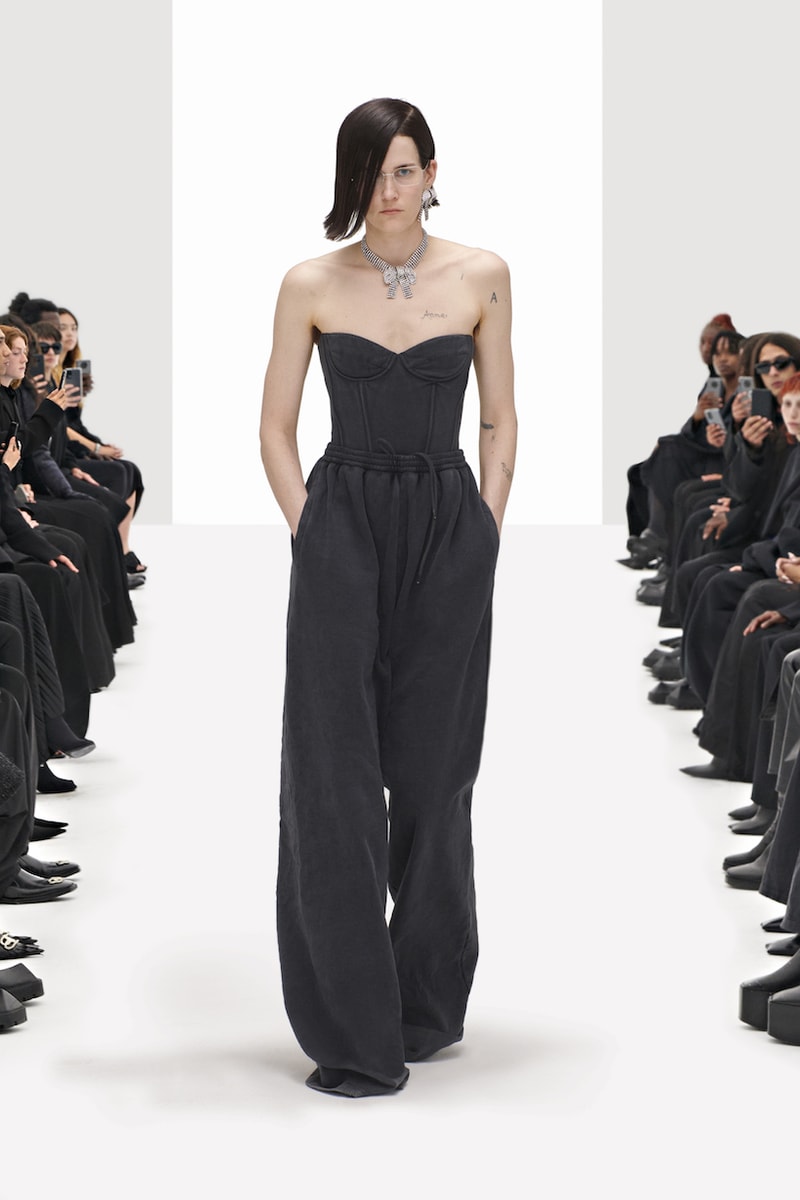 balenciaga clones 2022 ss demna gvasalia runway show