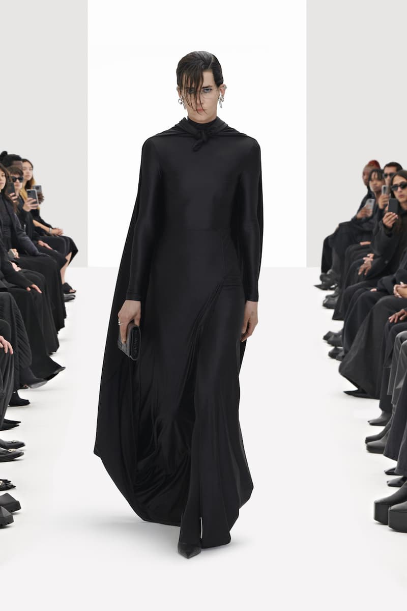 balenciaga clones 2022 ss demna gvasalia runway show