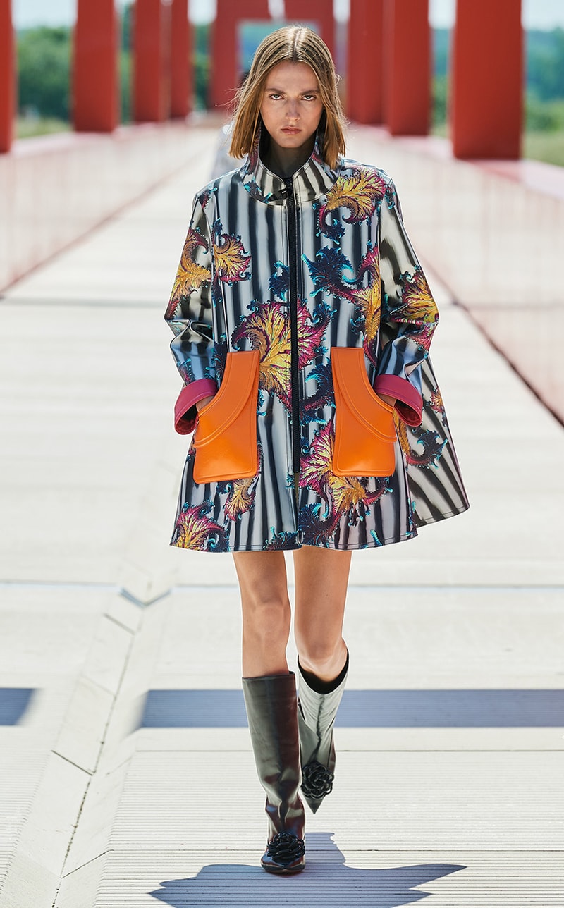 Nicolas Ghesquiere Louis Vuitton Resort 2022 