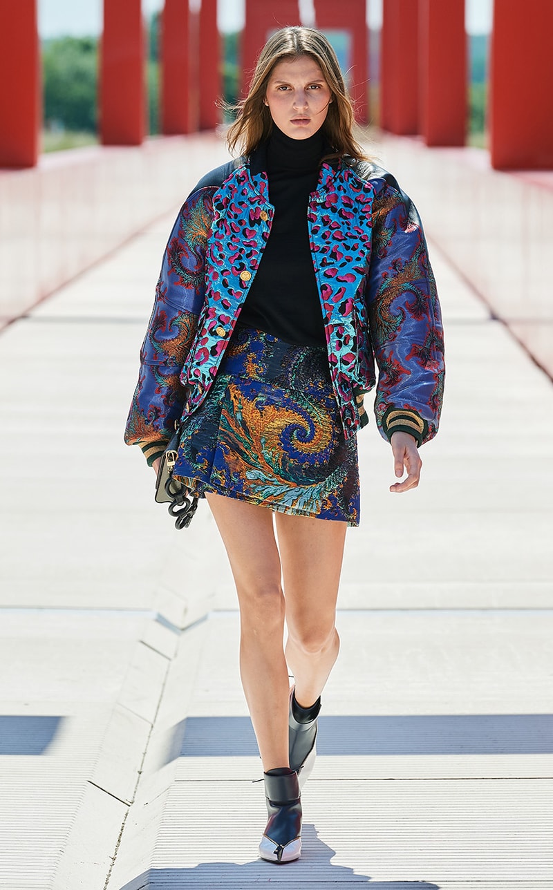 Nicolas Ghesquiere Louis Vuitton Resort 2022 