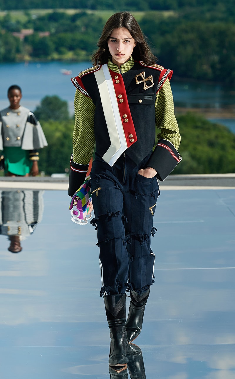 Nicolas Ghesquiere Louis Vuitton Resort 2022 