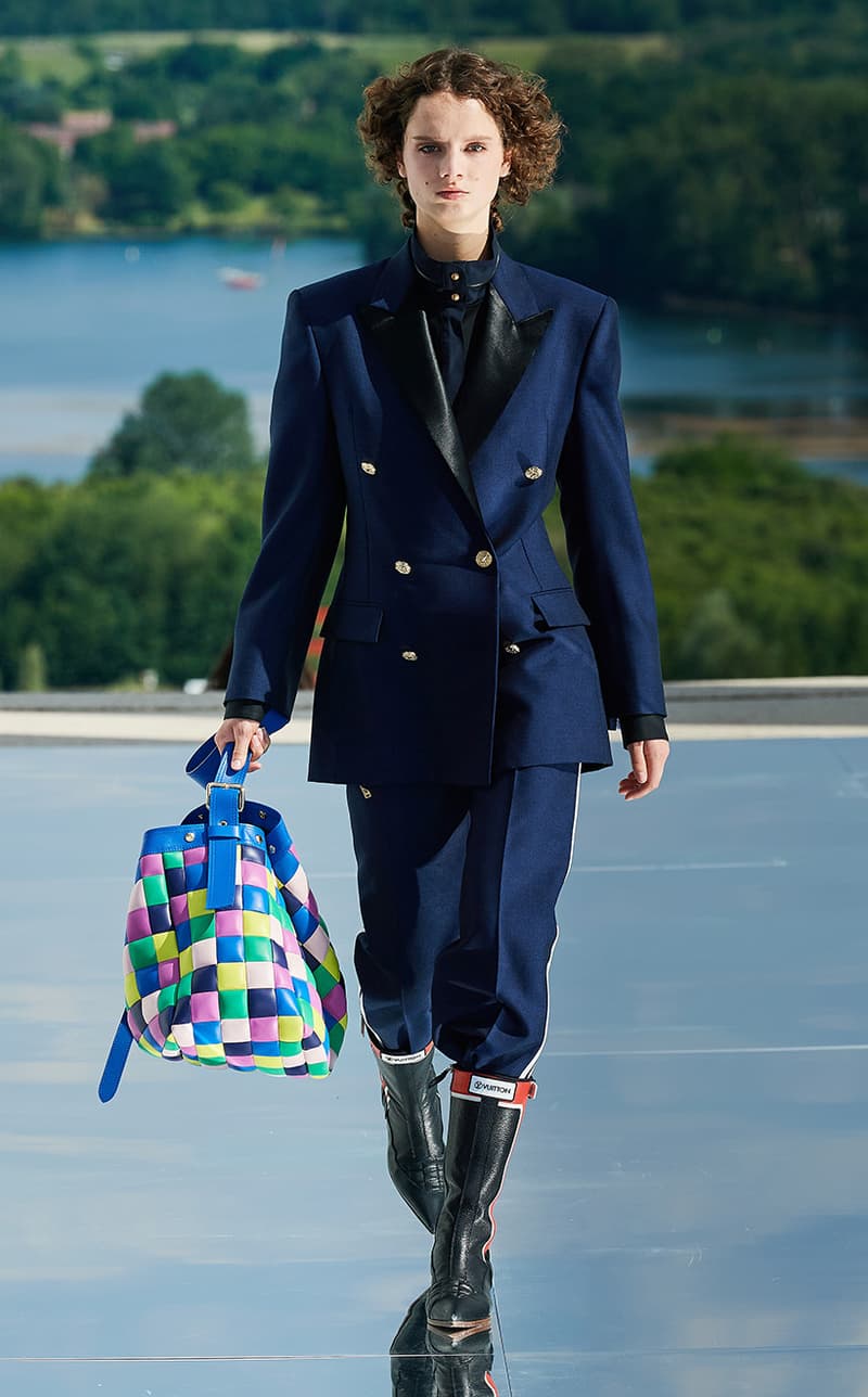 Nicolas Ghesquiere Louis Vuitton Resort 2022