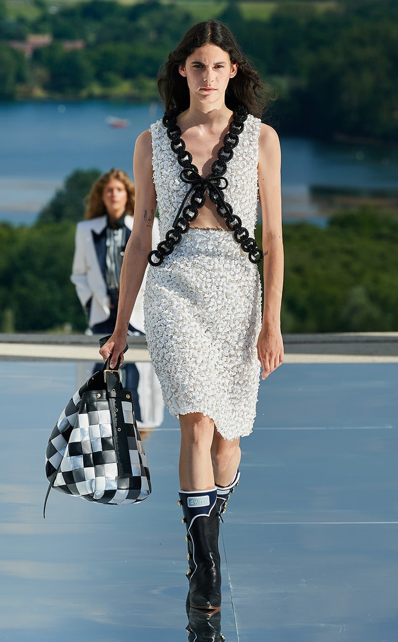 Nicolas Ghesquiere Louis Vuitton Resort 2022 