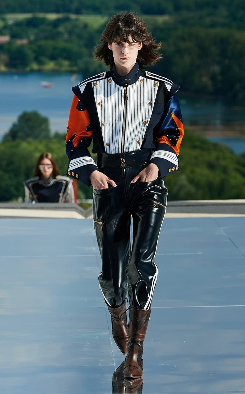 Nicolas Ghesquiere Louis Vuitton Resort 2022