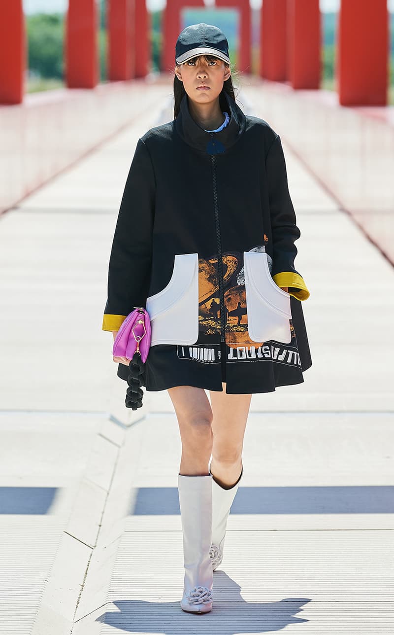 Nicolas Ghesquiere Louis Vuitton Resort 2022