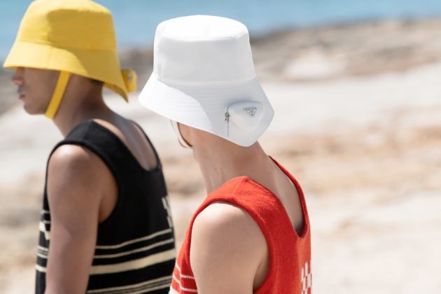 prada men 2022 ss behind back design logo bucket hat