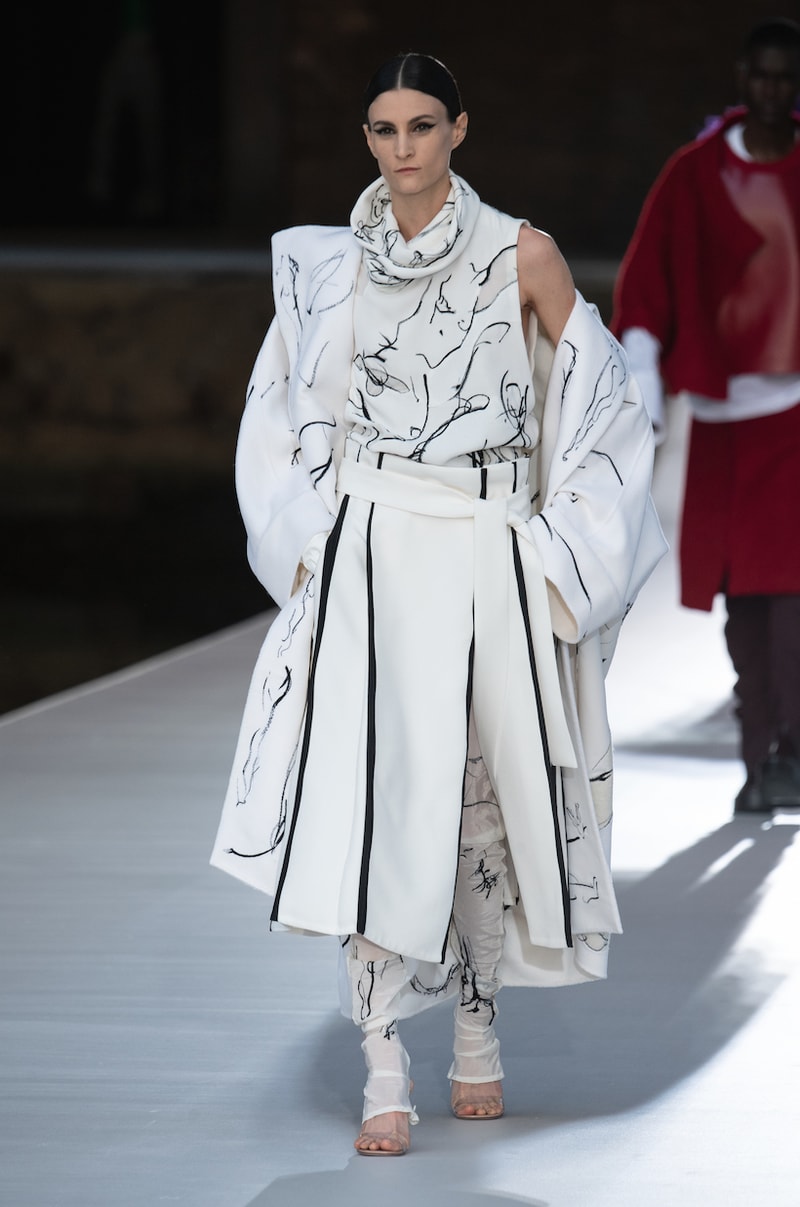valentino 21FW Pierpaolo Piccioli haute couture Des Ateliers 2021 FW