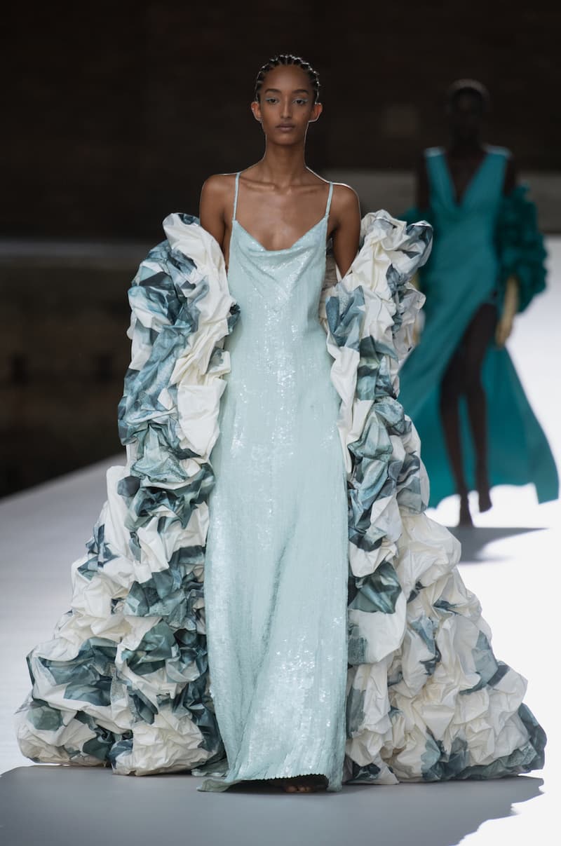 valentino 21FW Pierpaolo Piccioli haute couture Des Ateliers 2021 FW