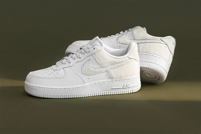 Nike Air Force 1 Pony Hair photon White Sneakers