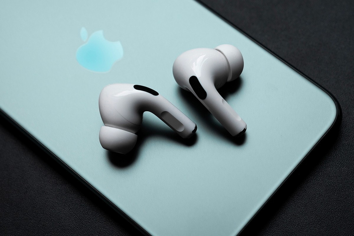 iPhone 13 New AirPods 2021 Sep release rumor