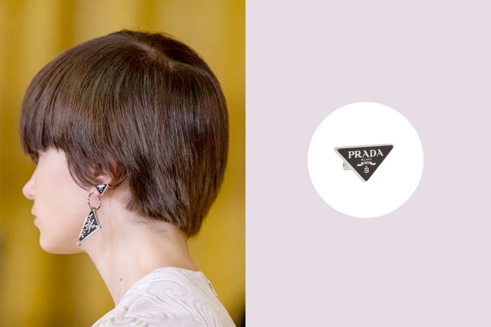 Prada 最保值耳環已上架，有什麼能比三角 Logo 更經典呢？
