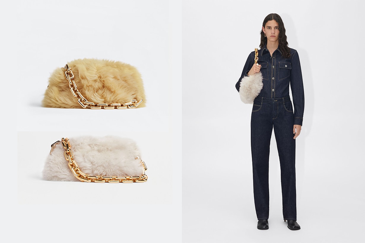 Bottega Veneta FW21 Fluffy Handbags Chain Pouch