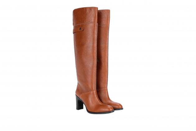 5-essential-trending-shoes-for-2021-AW-10