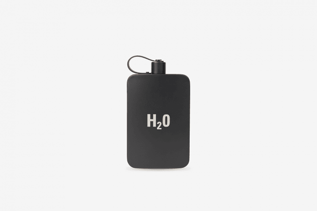 Balenciaga-H2O-water-bottle-fashionable-piece-044