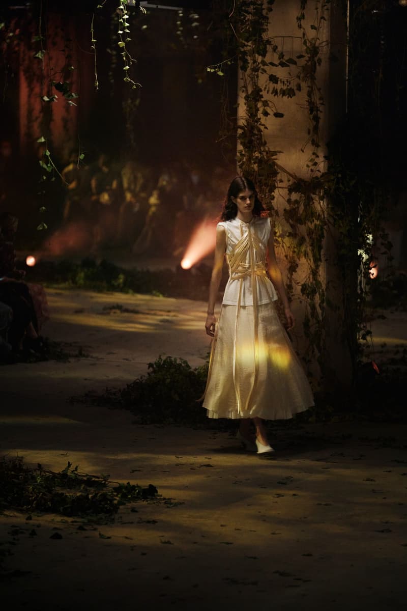 khaite spring 2022 ready to wear fashion shows