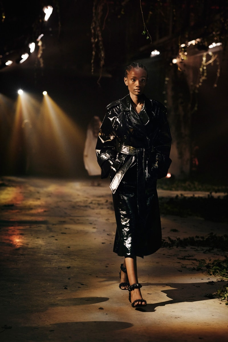 khaite spring 2022 ready to wear fashion shows 