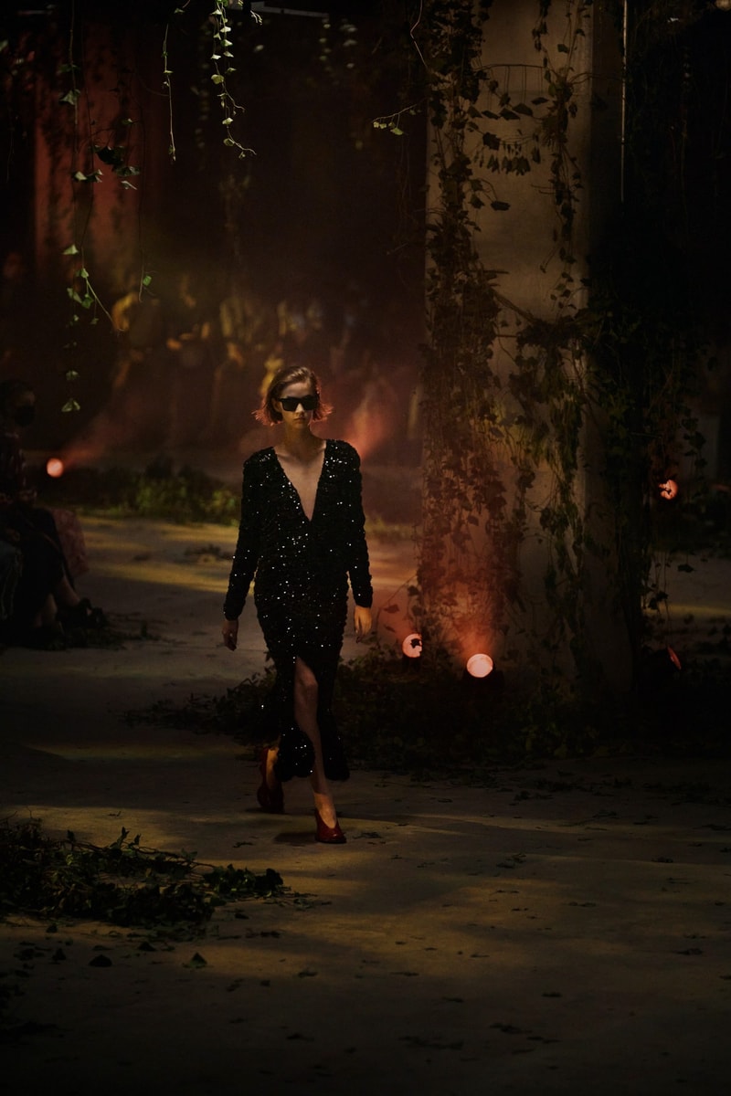 khaite spring 2022 ready to wear fashion shows 
