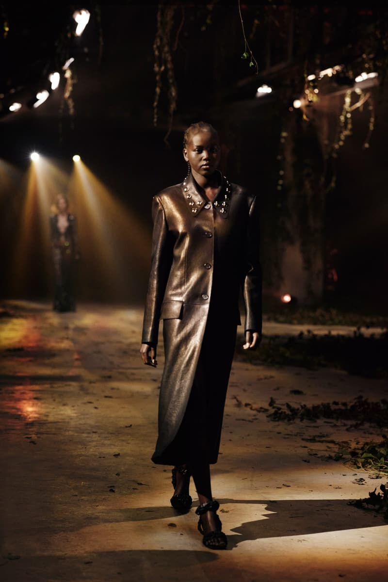 khaite spring 2022 ready to wear fashion shows