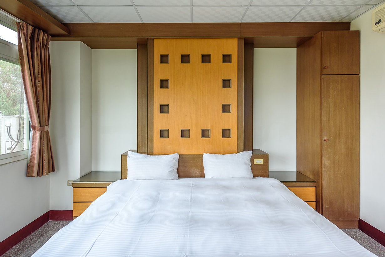 booking Com Cafe Taiwan Travel Coffee Place