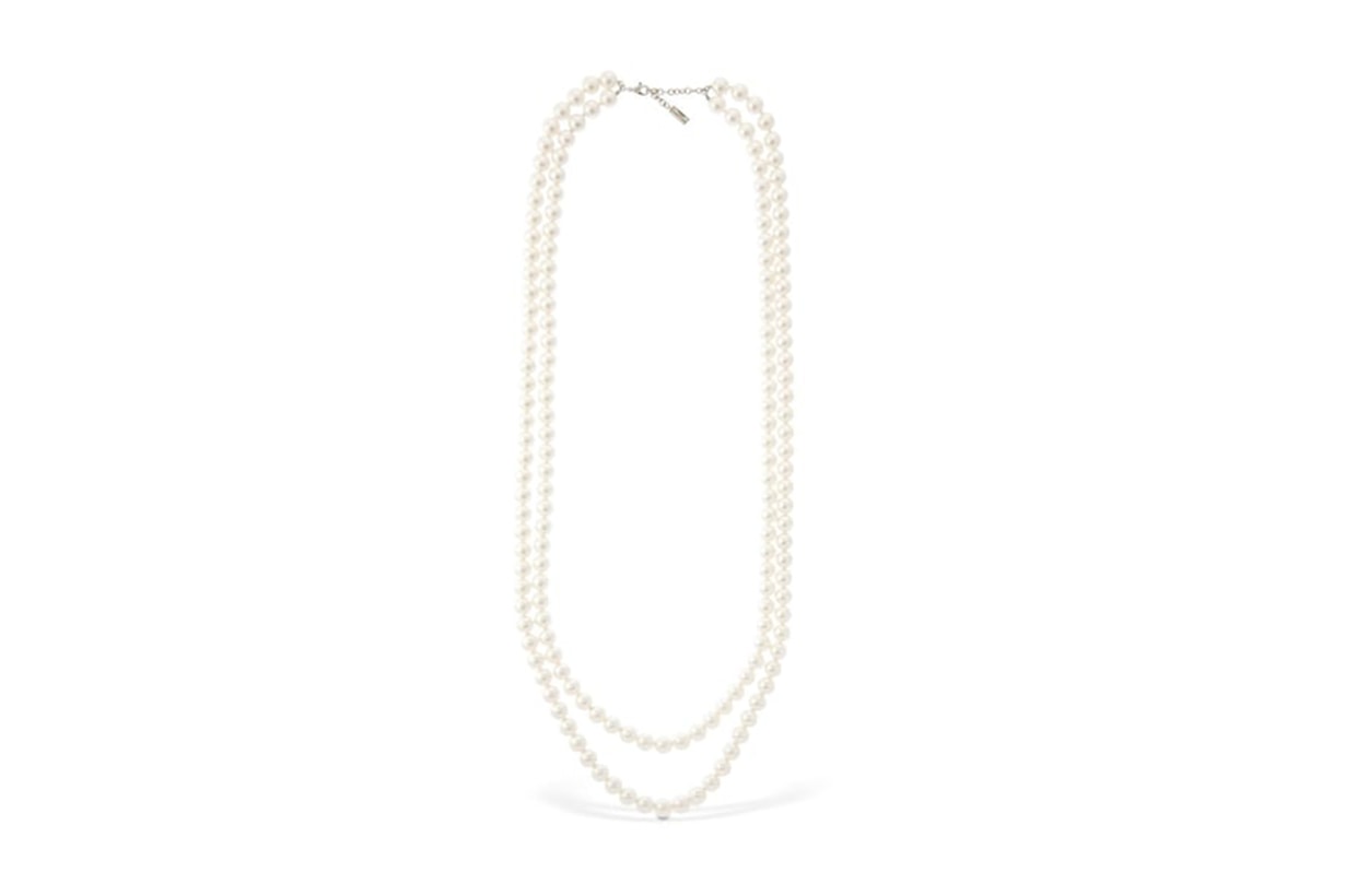 pearl necklace Choker Korean Star Outfit Idea 2021 FW
