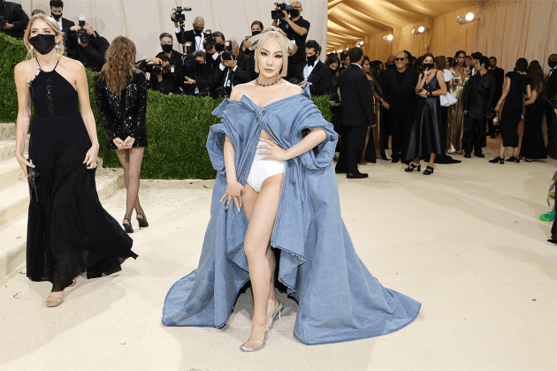 Blackpink-Rosé-CL-became-the-first-K-pop-idols-attend-Met-Gala-02