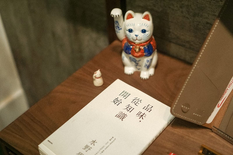 hong-kong-causeway-bay-broken-fingers-howl