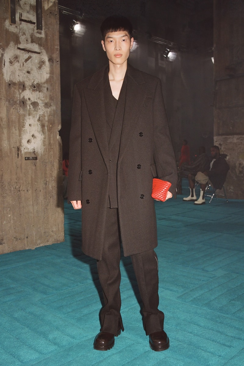 bottega veneta salone 02 handbags runway berlin