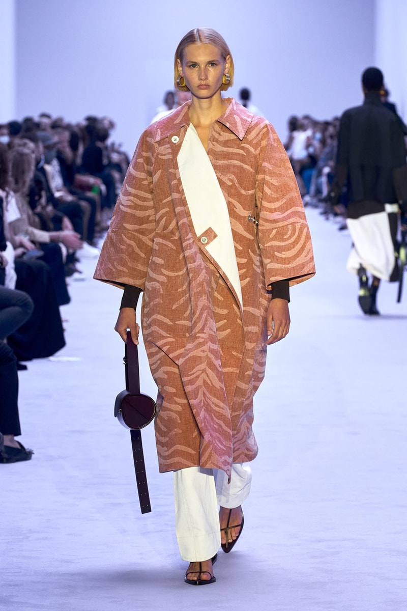 jil sander spring summer 2022 runway milan fashion week Luke lucie meier
