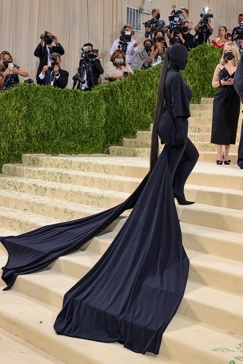 met gala billie kim kanye kendall naomi timothee rose red carpet all 2021