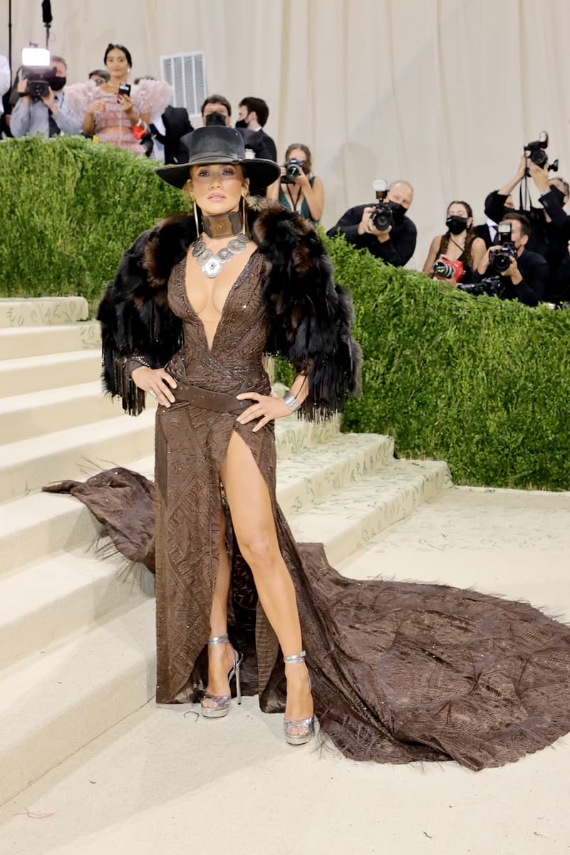 met gala billie kim kanye kendall naomi timothee rose red carpet all 2021
