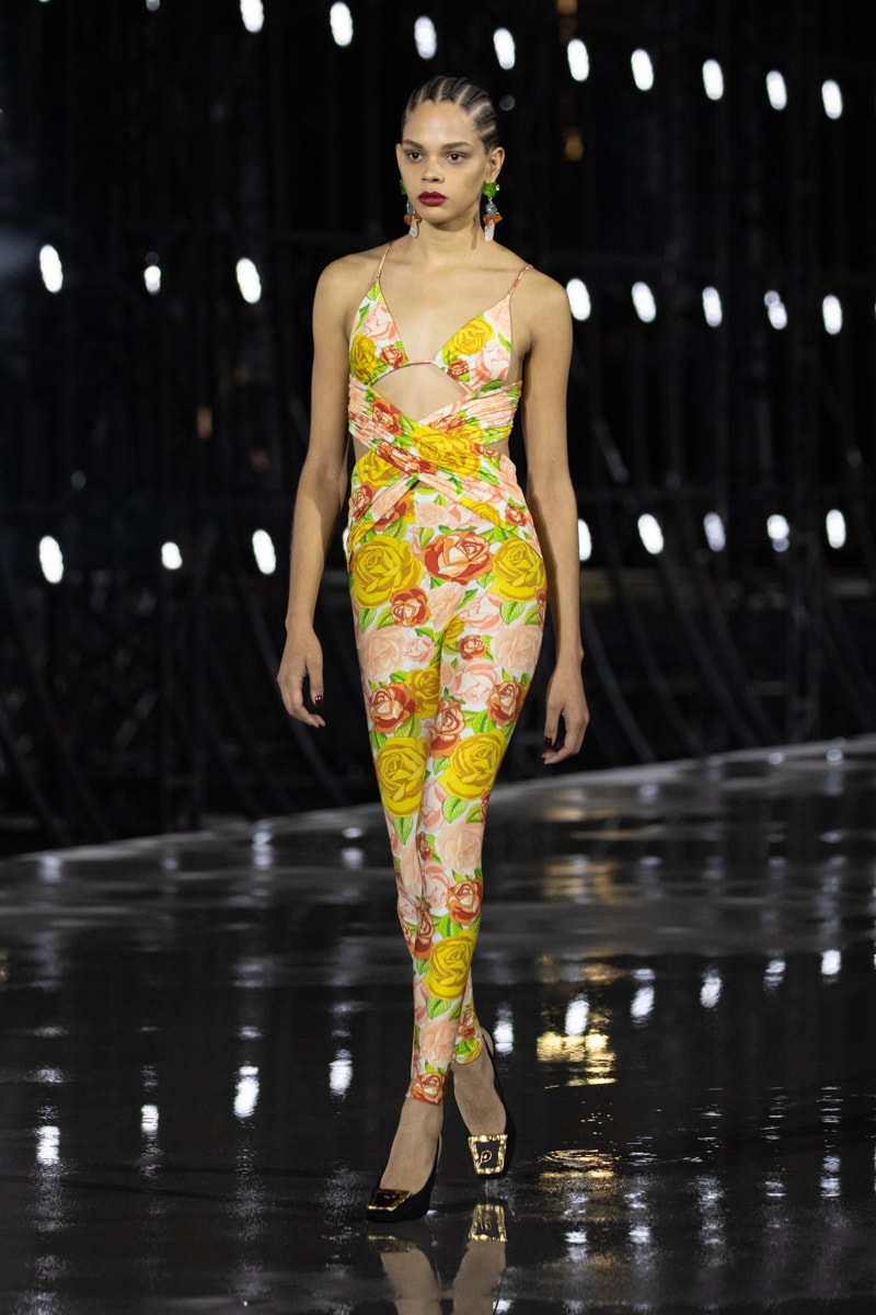 saint laurent pfw paloma picasso 2022 ss runway looks