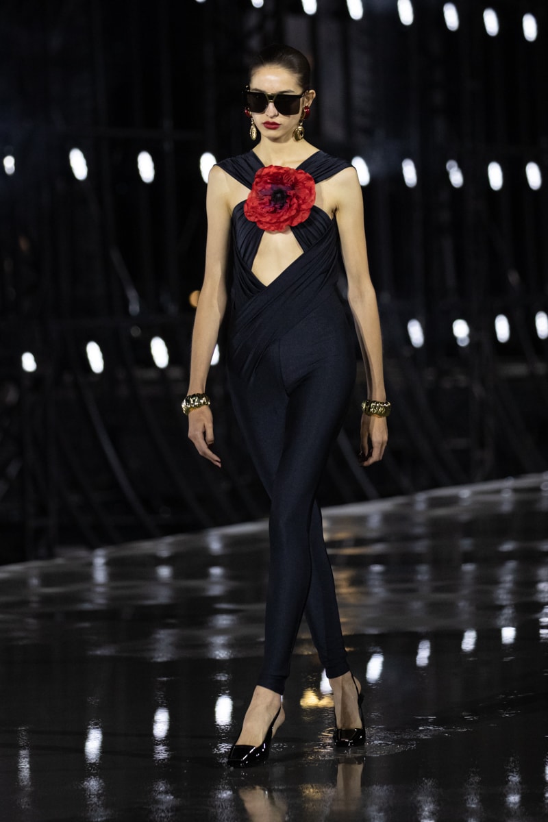 saint laurent pfw paloma picasso 2022 ss runway looks