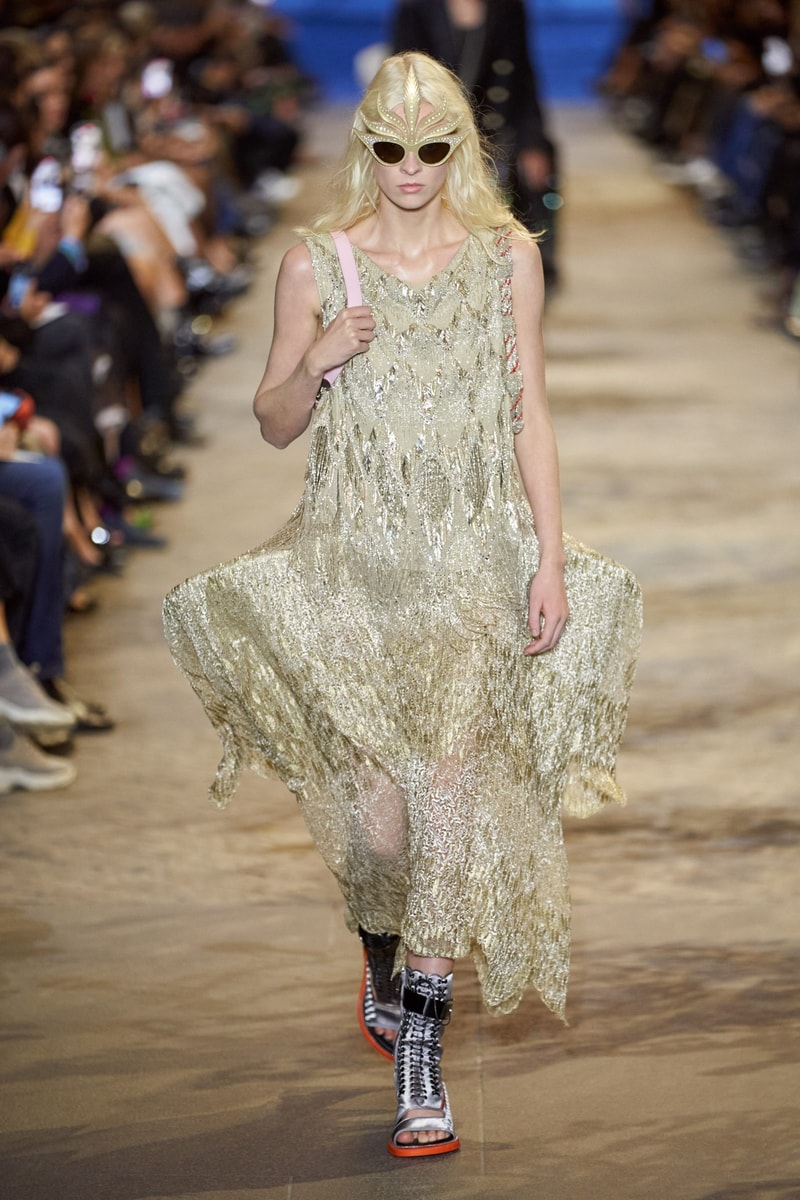 Louis Vuitton 2022ss show runway pfw 