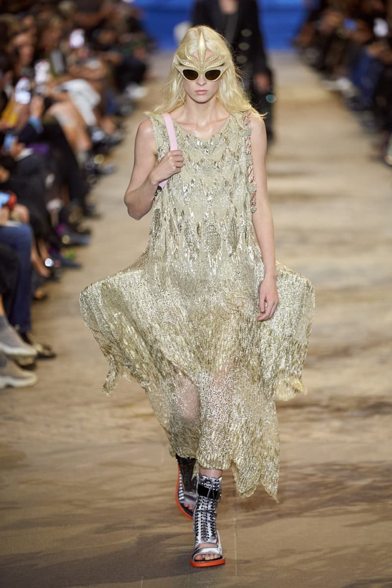 Louis Vuitton 2022ss show runway pfw