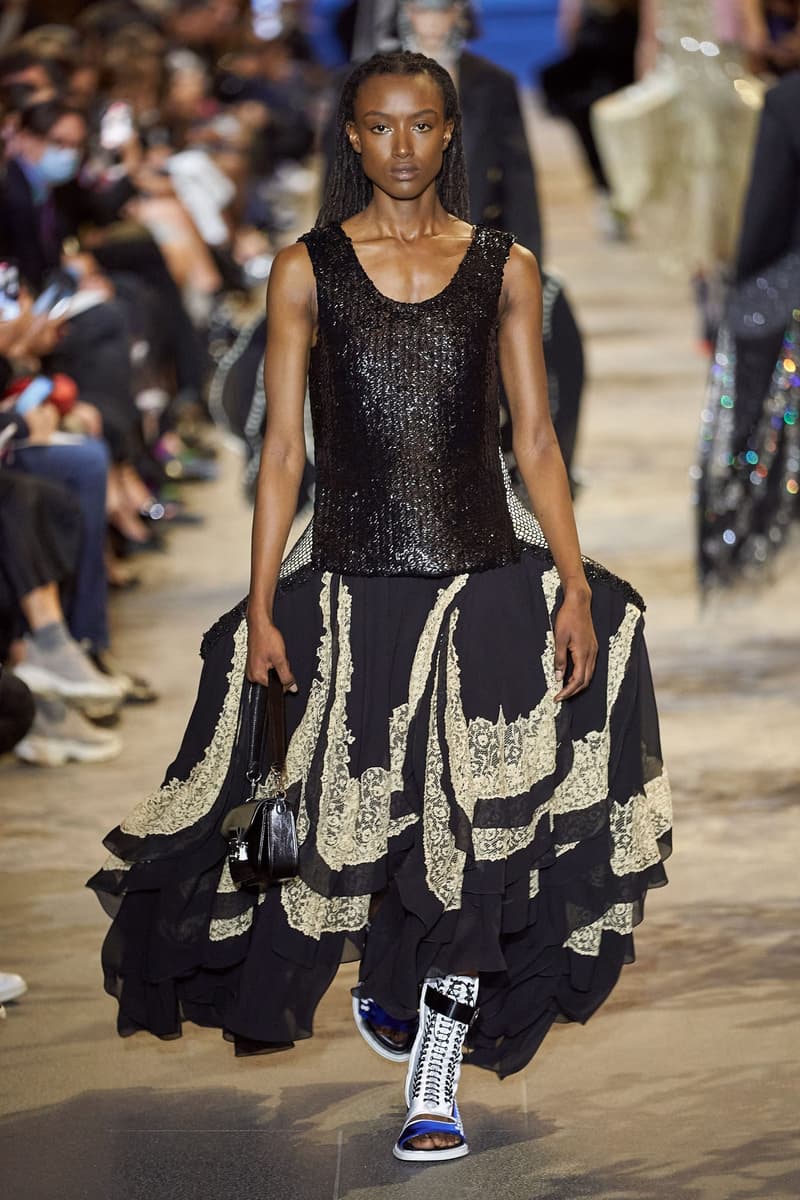 Louis Vuitton 2022ss show runway pfw