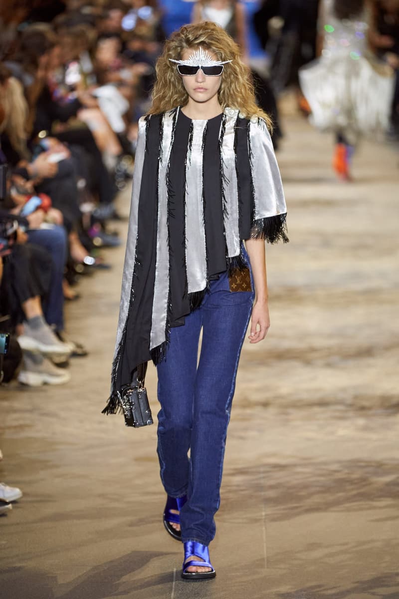 Louis Vuitton 2022ss show runway pfw