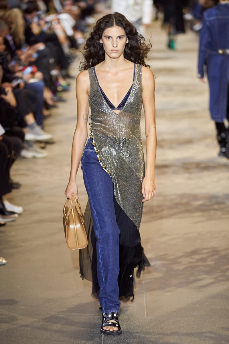 Louis Vuitton 2022ss show runway pfw 