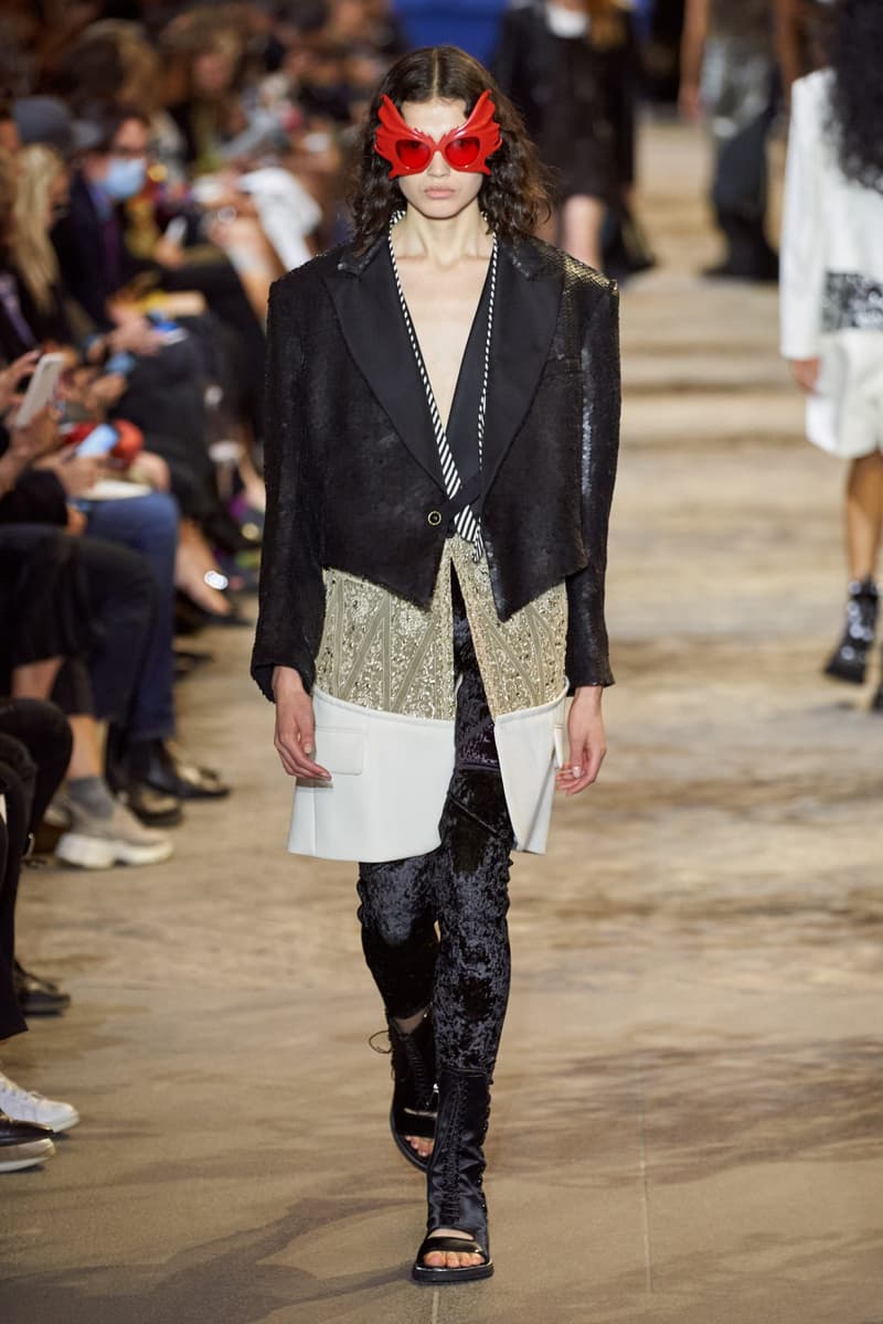 Louis Vuitton 2022ss show runway pfw