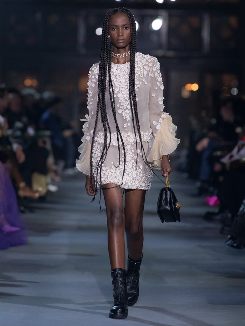 valntino Pierpaolo Piccioli 2022 ss PFW runway looks show