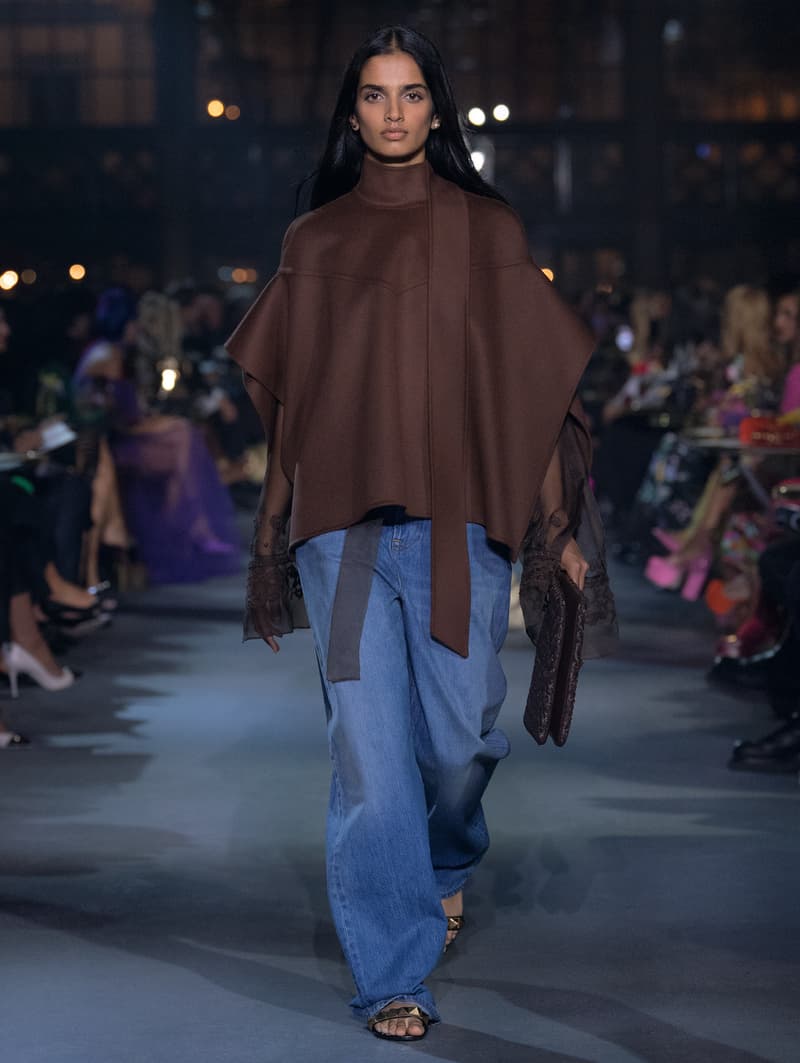 valntino Pierpaolo Piccioli 2022 ss PFW runway looks show