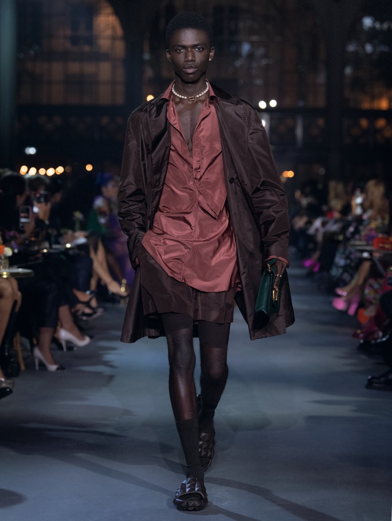 valntino Pierpaolo Piccioli 2022 ss PFW runway looks show