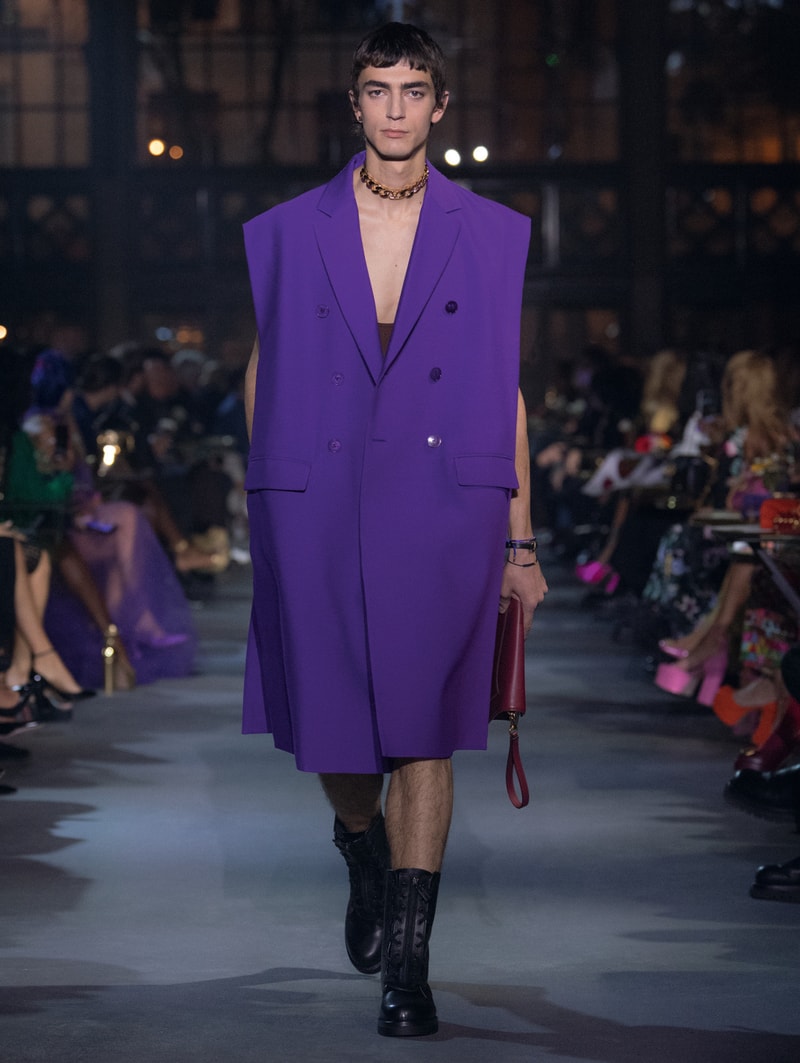 valntino Pierpaolo Piccioli 2022 ss PFW runway looks show