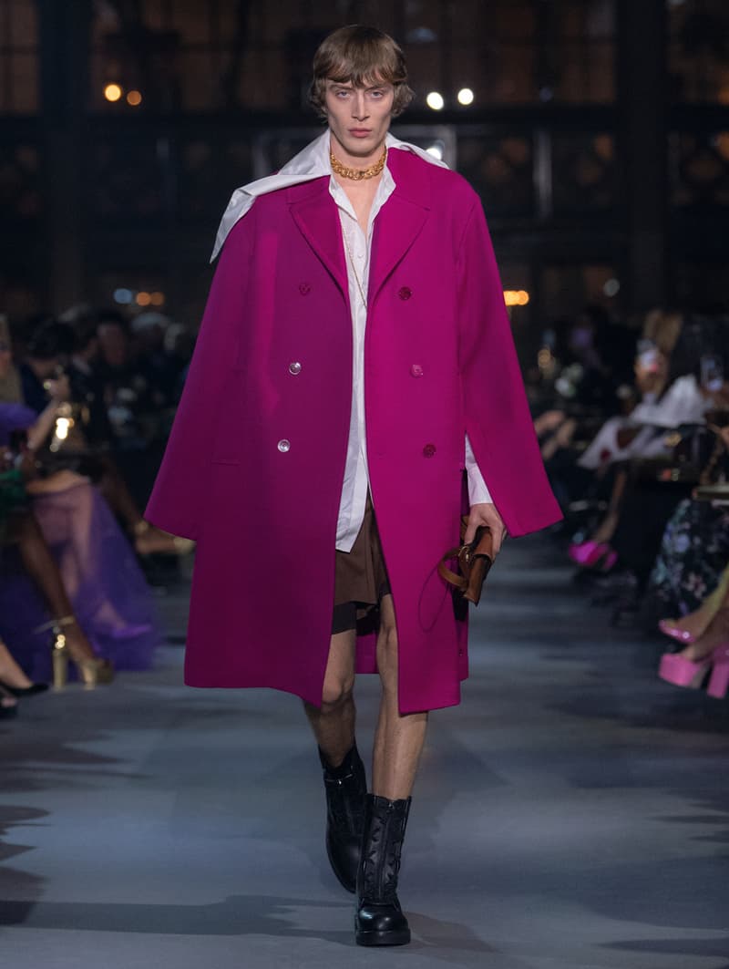 valntino Pierpaolo Piccioli 2022 ss PFW runway looks show